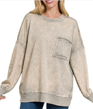 Load image into Gallery viewer, Acid Wash Pullover
